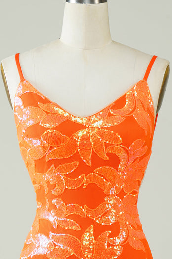 Orangefarbenes, glitzerndes, enges Cocktailkleid mit rückenfreiem Rücken