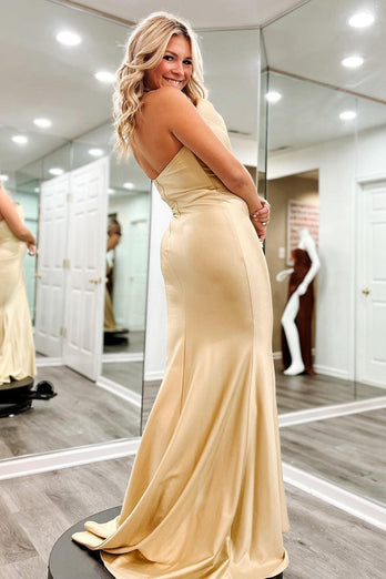 Champagne Meerjungfrau Satin-Abendkleid mit Rüschen