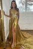 Laden Sie das Bild in den Galerie-Viewer, Glitzer Goldenes A-Linie Perlen Metallic Langes Abendkleid mit Schlitz