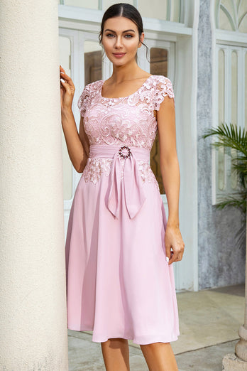 Rosa Chiffon Kleid der Brautmutter mit Spitze