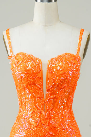 Glitzerndes orangefarbenes enges Cocktailkleid mit Perlen