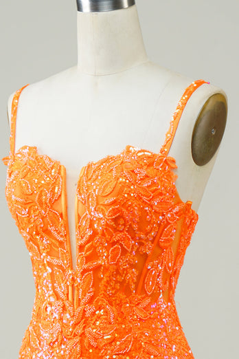 Glitzerndes orangefarbenes enges Cocktailkleid mit Perlen