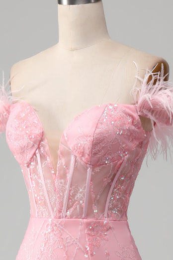 Meerjungfrau Schulterfreies Glitzerndes Rosa Federkorsett-Ballkleid mit Schlitz