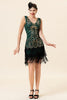 Laden Sie das Bild in den Galerie-Viewer, Dunkelgrünes Paillettenfransen 1920er Jahre Gatsby Flapper Kleid mit 20er Jahre Accessoires Set