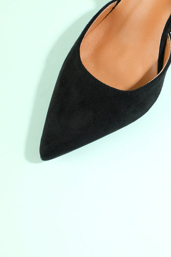 Klassische Pointy Heels